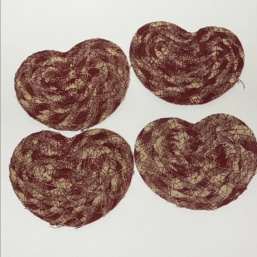 4pc Vintage Americana Heart Coaster Set Burgundy & Cream Braided Fabric Set